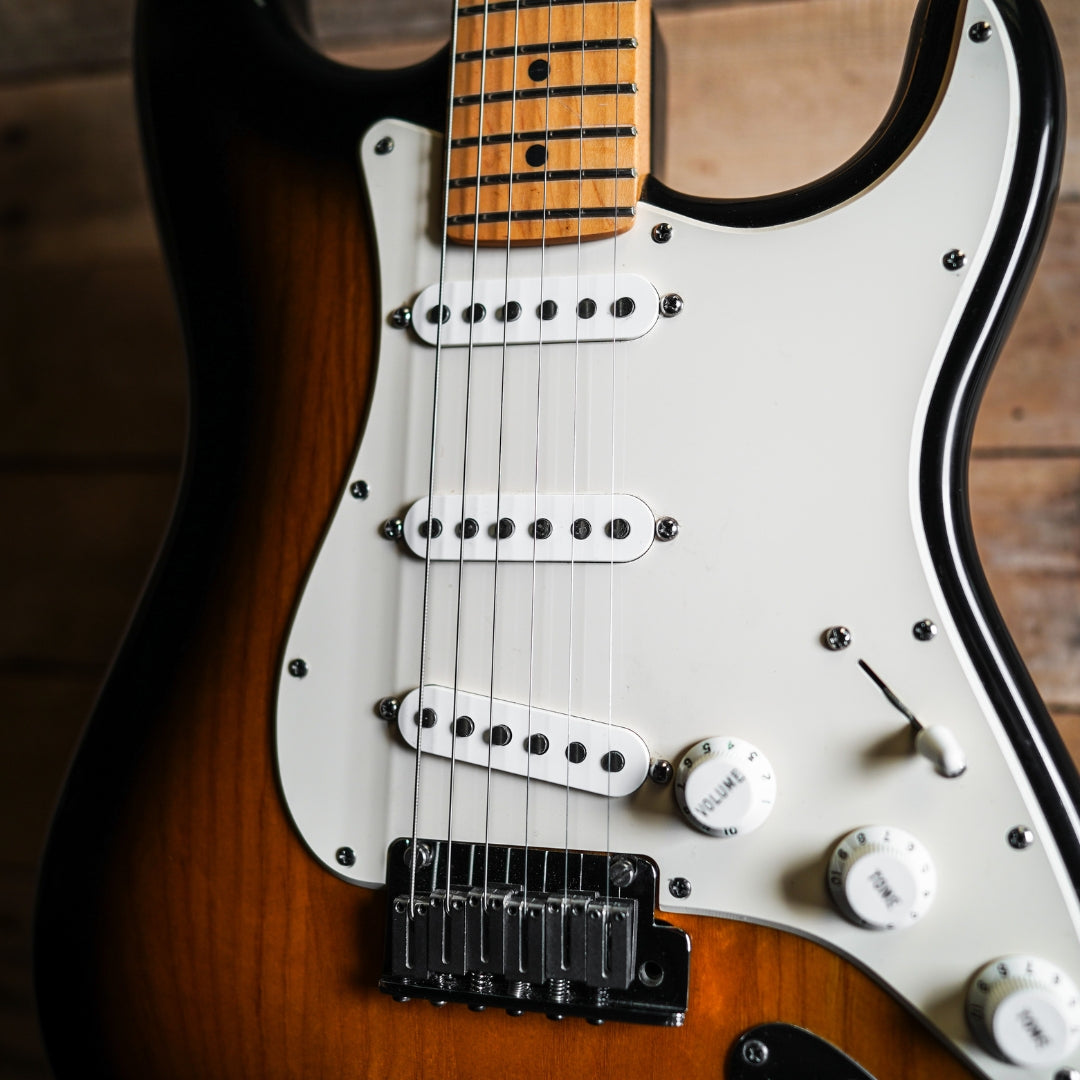 Fender 50th Anniversary Stratocaster in 2-Tone Sunburst