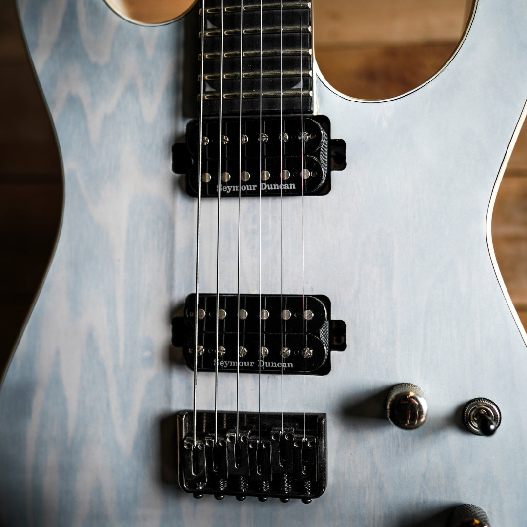 Jackson Pro Series SL2A MAH HT Soloist in Unicorn White