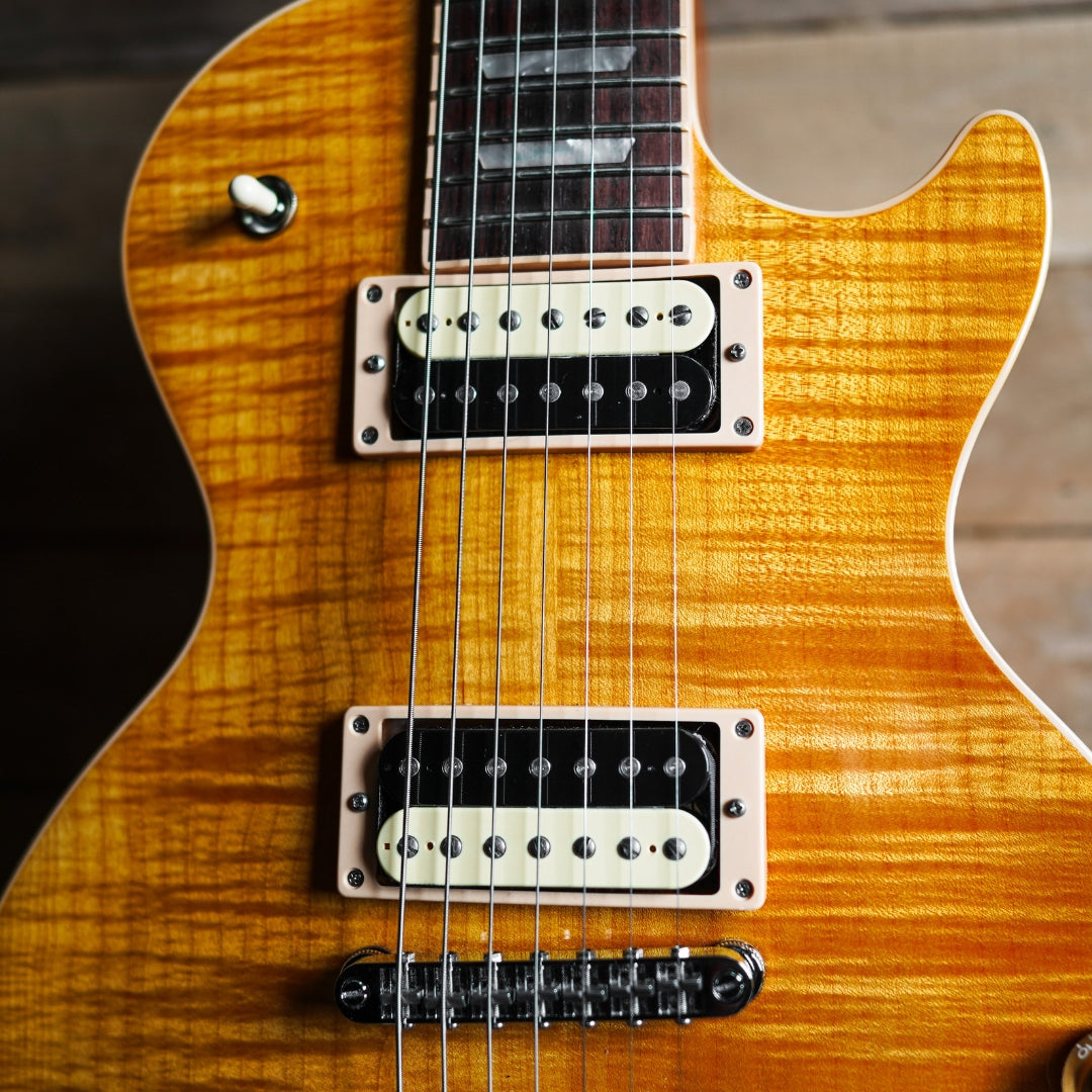 Gibson Limited Edition Les Paul Standard 7-String in Trans Amber