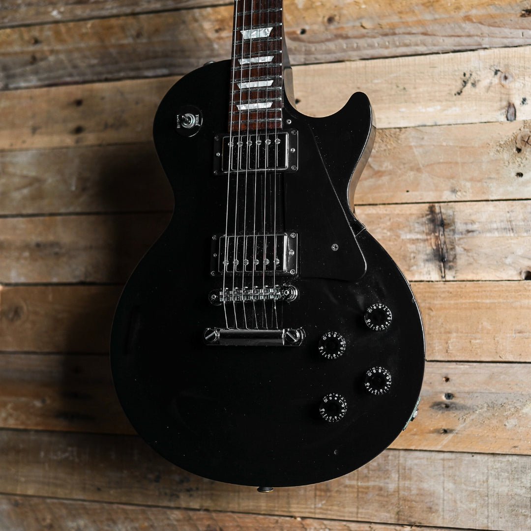 2004 Gibson Les Paul Studio In Black – Fat Bottom Guitars