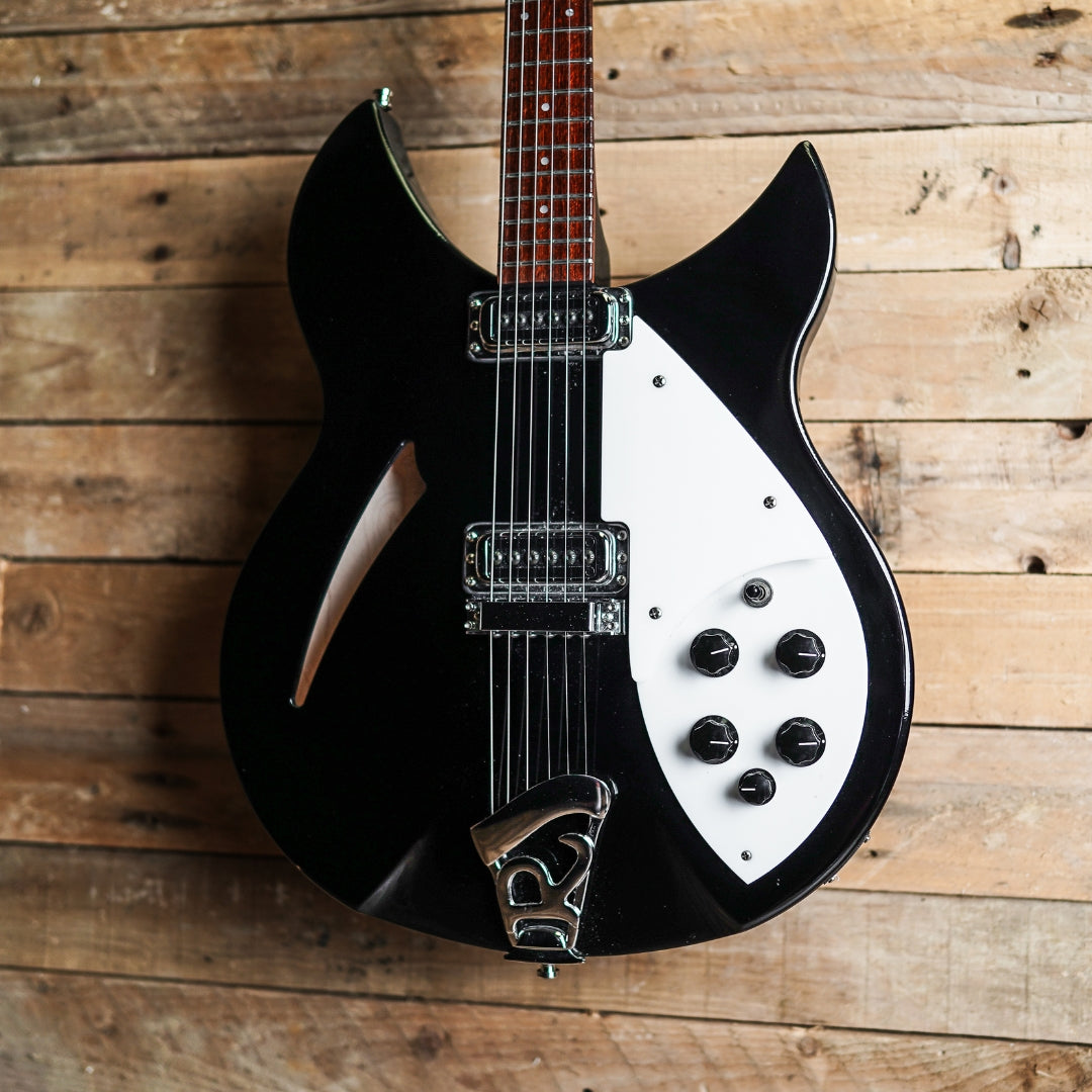 2024 Rickenbacker 330 in Jetglo