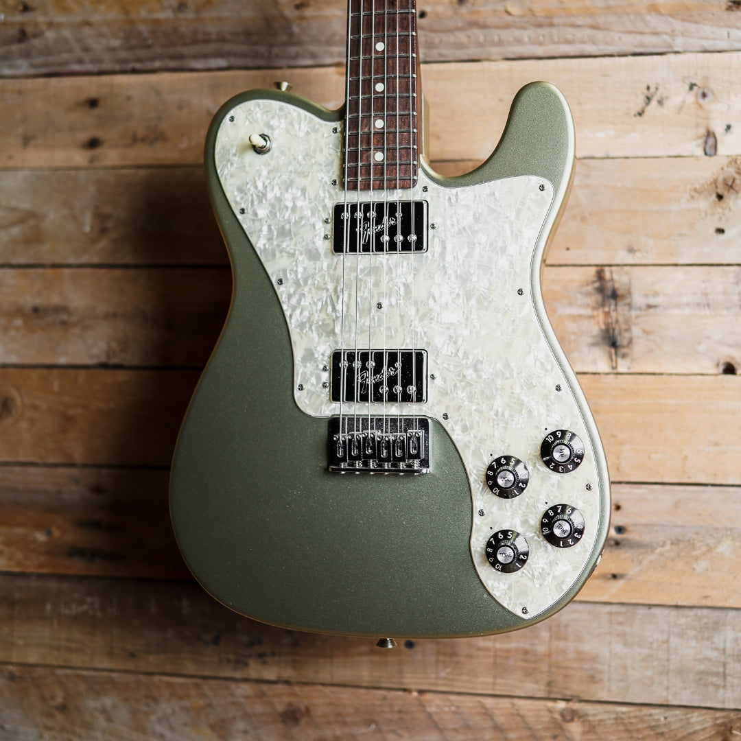 2017 Fender Limited Edition American Professional Telecaster Deluxe with Rosewood Neck in Champagne