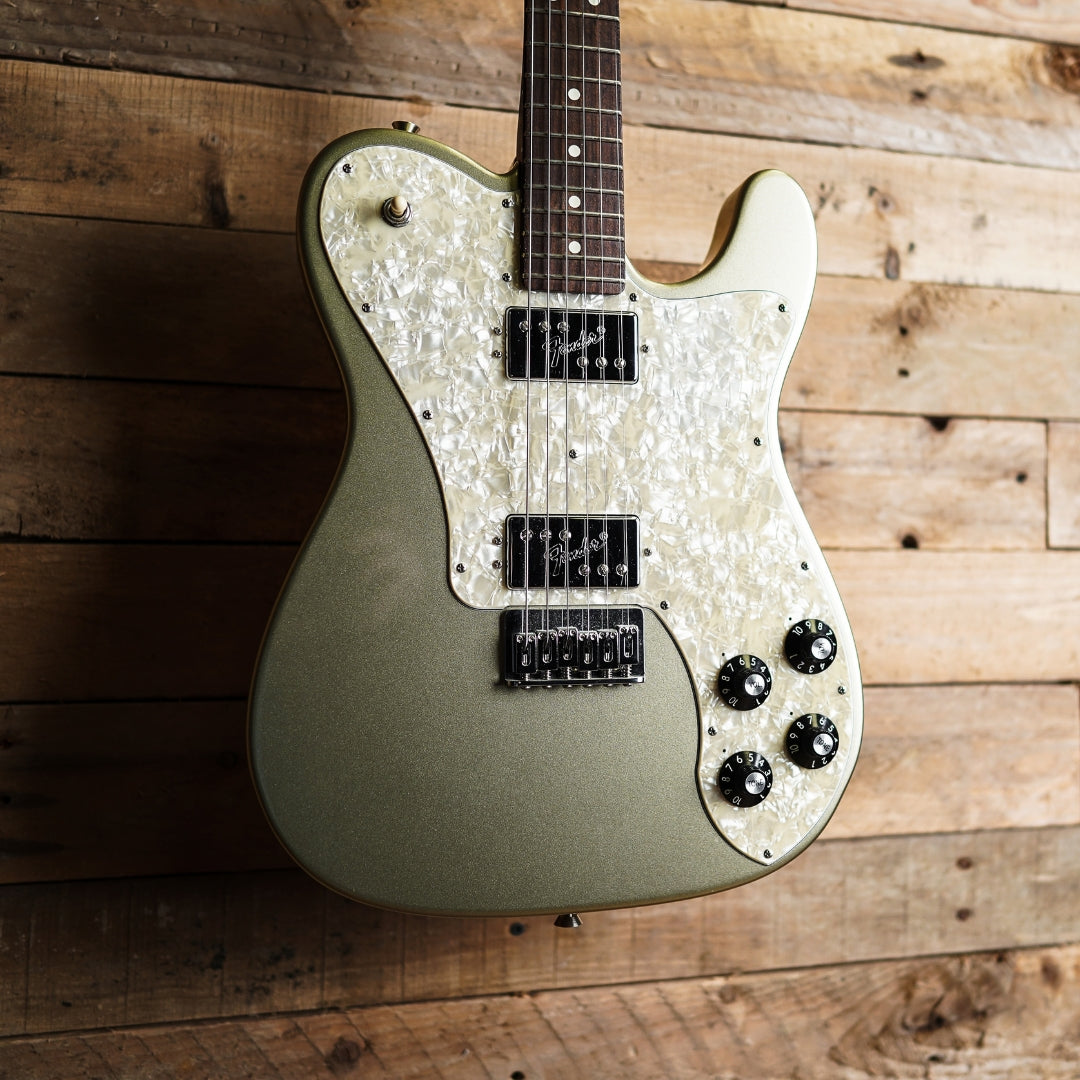2017 Fender Limited Edition American Professional Telecaster Deluxe with Rosewood Neck in Champagne