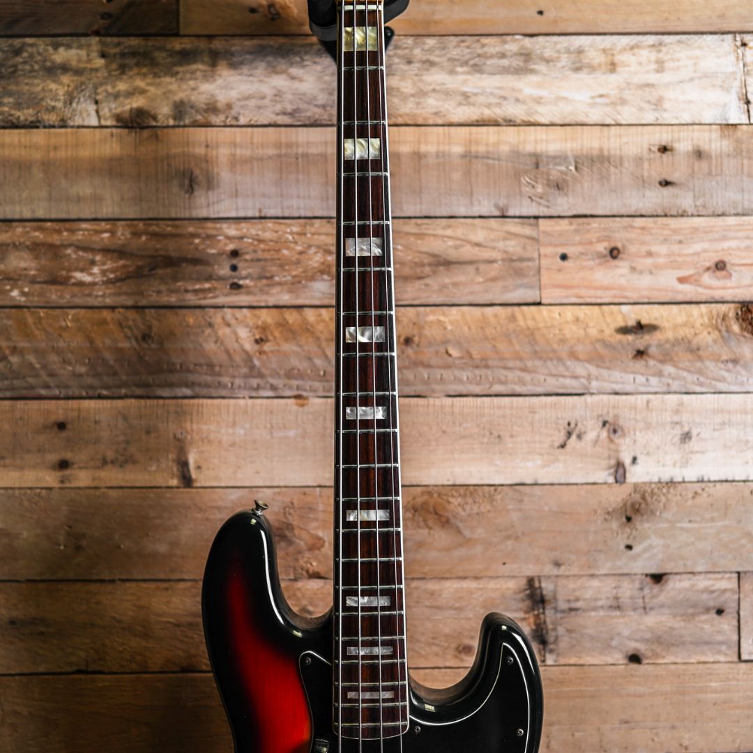 1977 Fender Jazz Bass in 3-Tone Sunburst