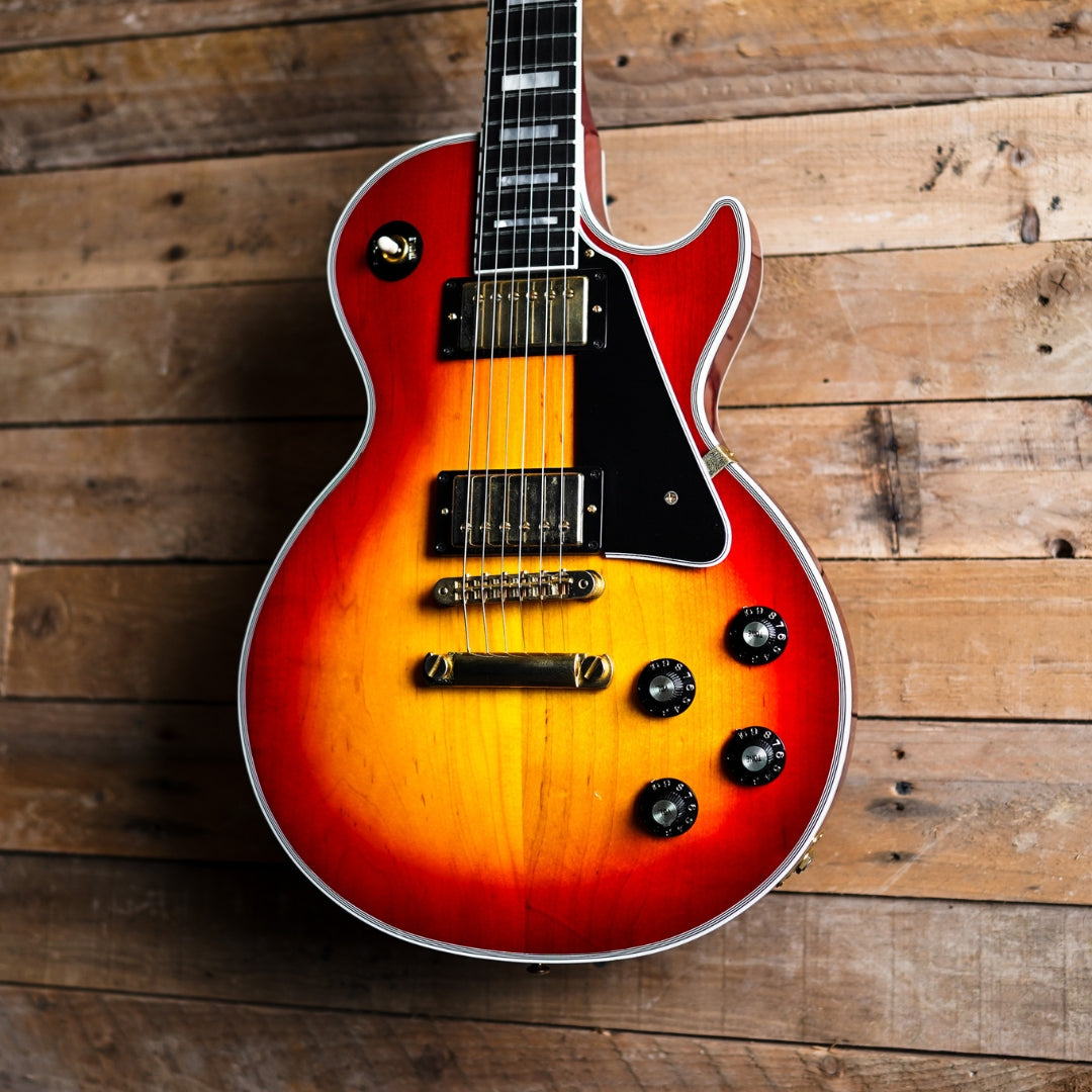 2001 Gibson Les Paul Custom Historic In Cherry Sunburst