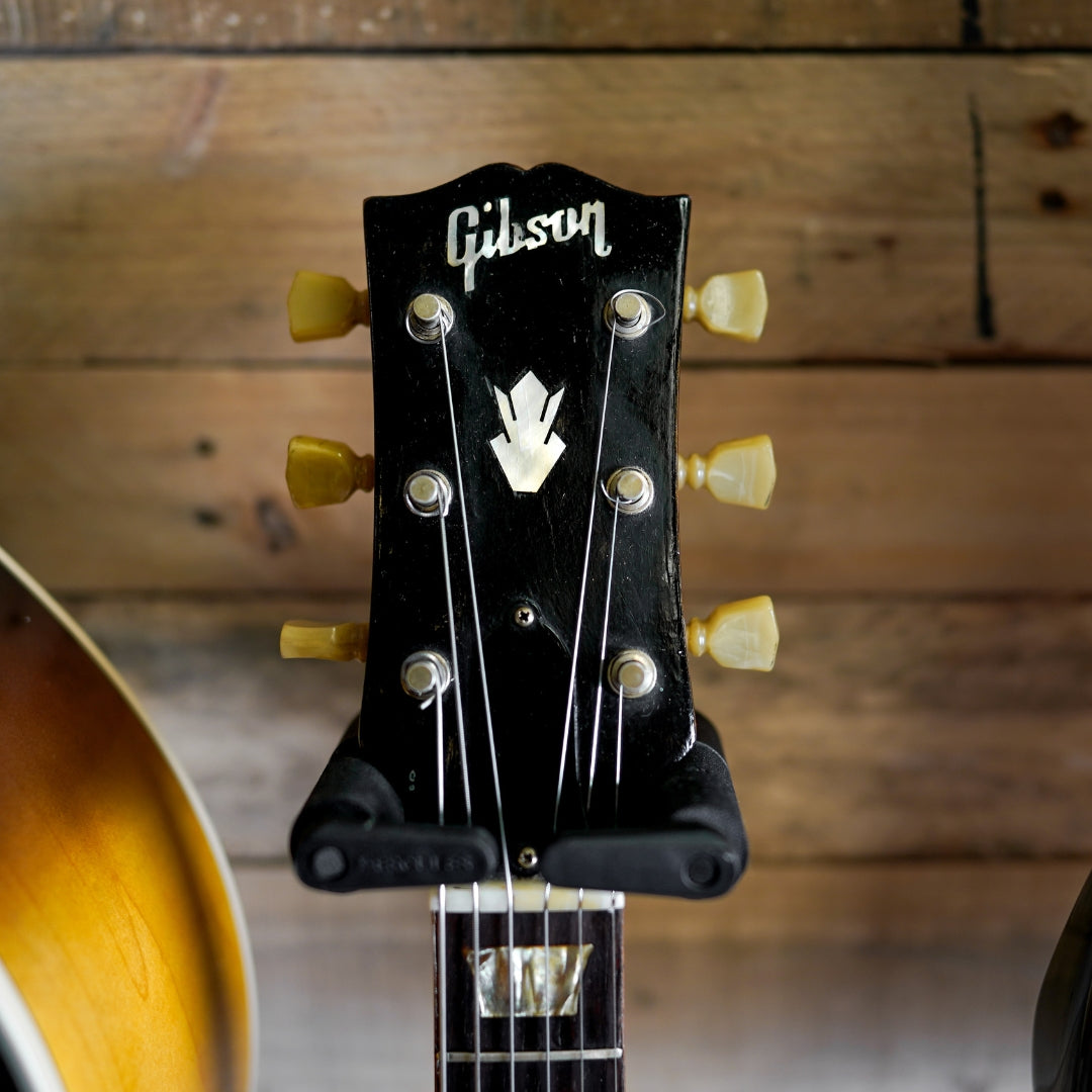1963 Gibson J160e in Natural