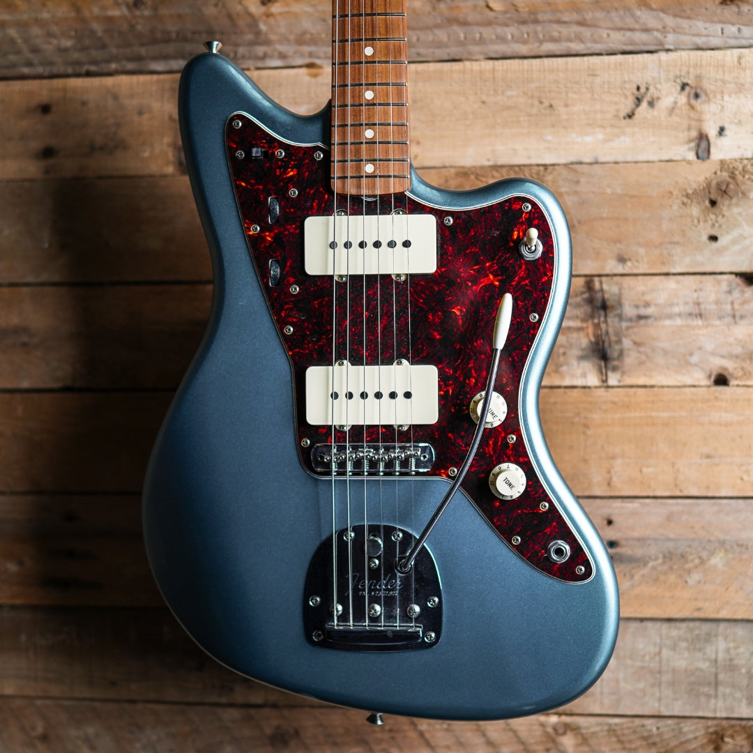2019 Fender Vintera 60s Jazzmaster In Ice Blue Metallic