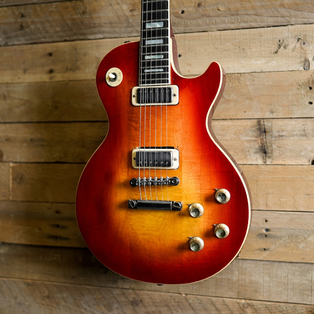 1979 Gibson Les Paul Deluxe in Cherry Sunburst - Ex Alan Rogan/Pete Townshend Artist Sample