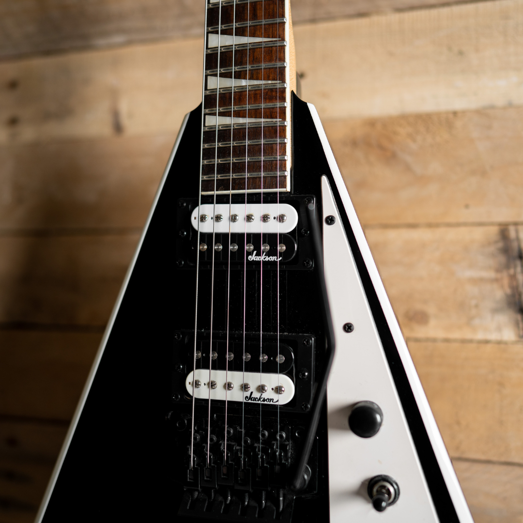 Jackson JS Series JS32 Rhoads in Black