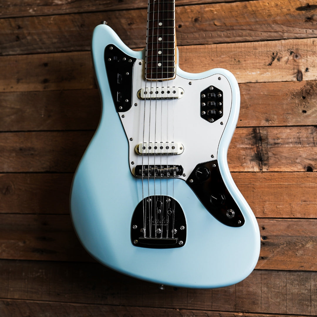 Fender FSR Made in Japan Traditional '60s Jaguar in Sonic Blue