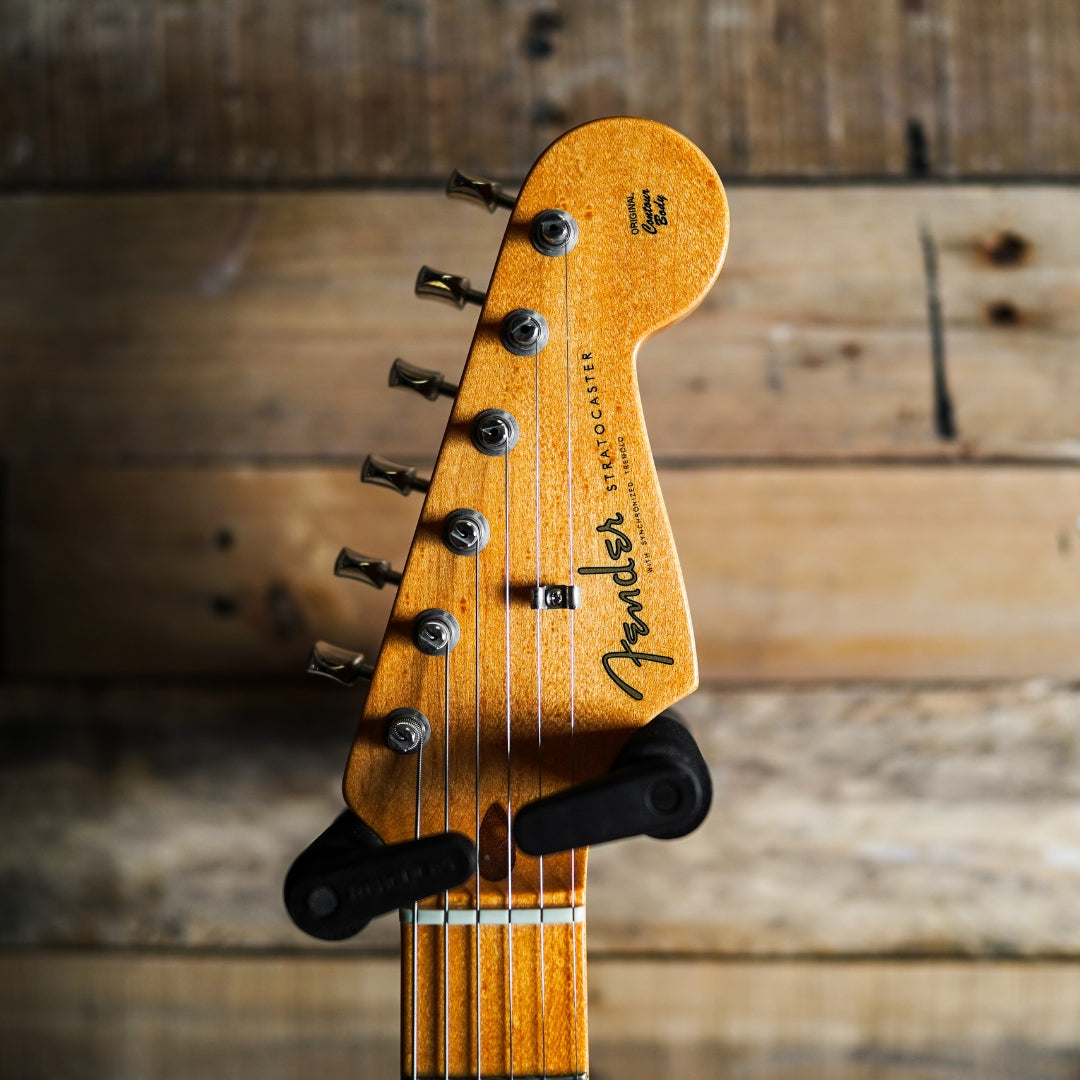 Fender American Vintage '57 Stratocaster in Ice Blue Metallic