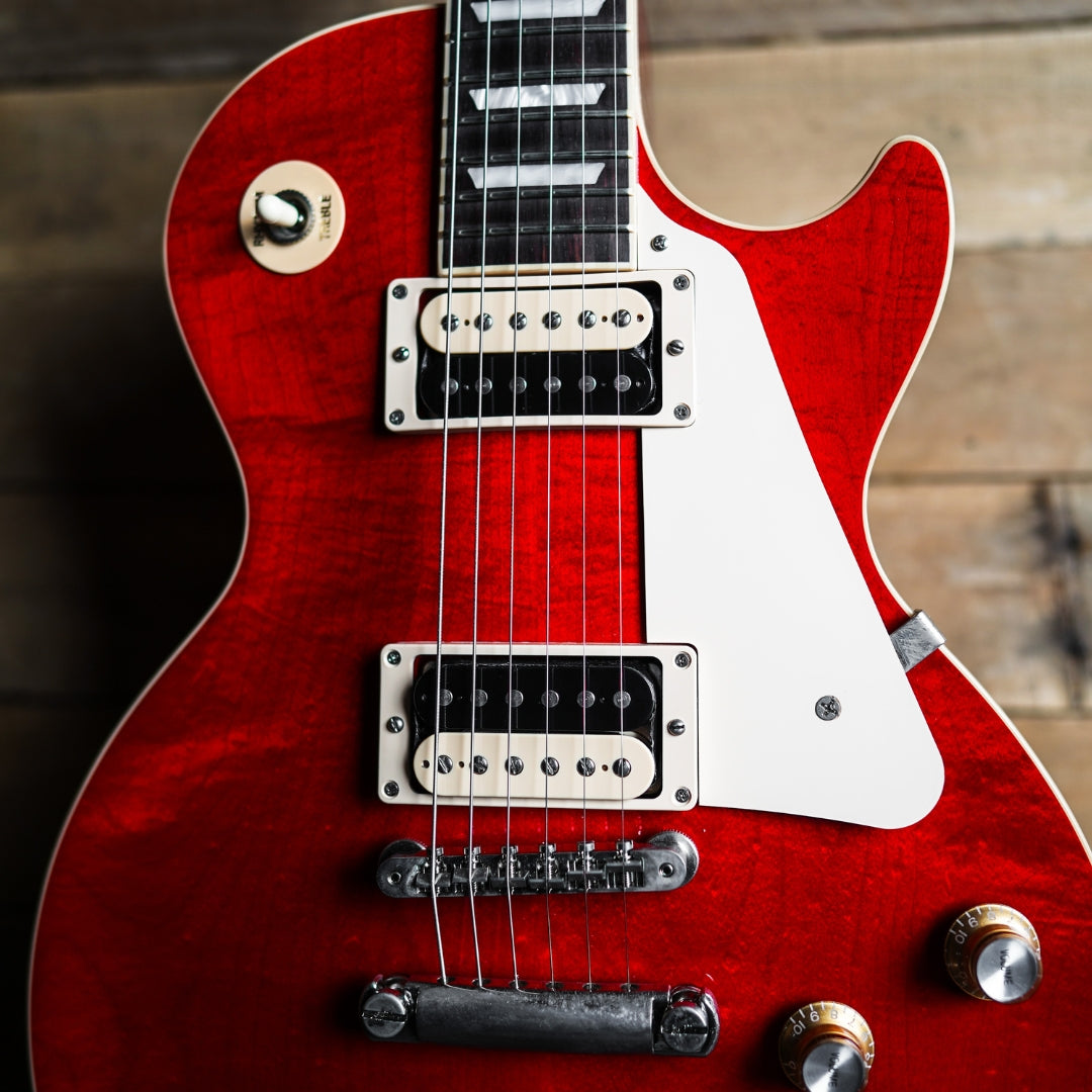 Gibson Les Paul Classic in Translucent Cherry – Fat Bottom Guitars Gibson Les Paul Classic in Translucent Cherry – Fat Bottom Guitars