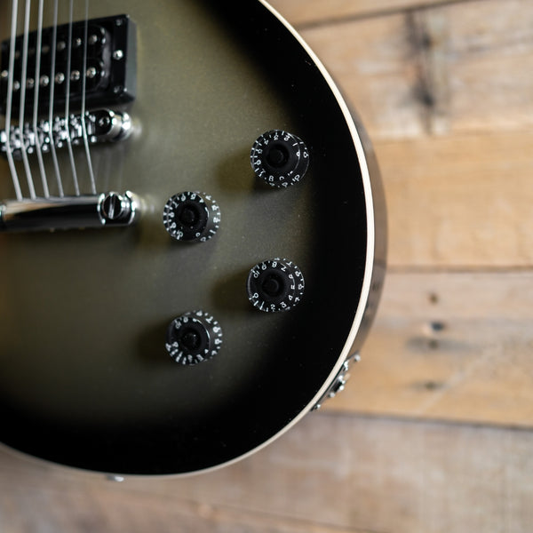 Gibson Adam Jones Les Paul Standard in Antique Silverburst