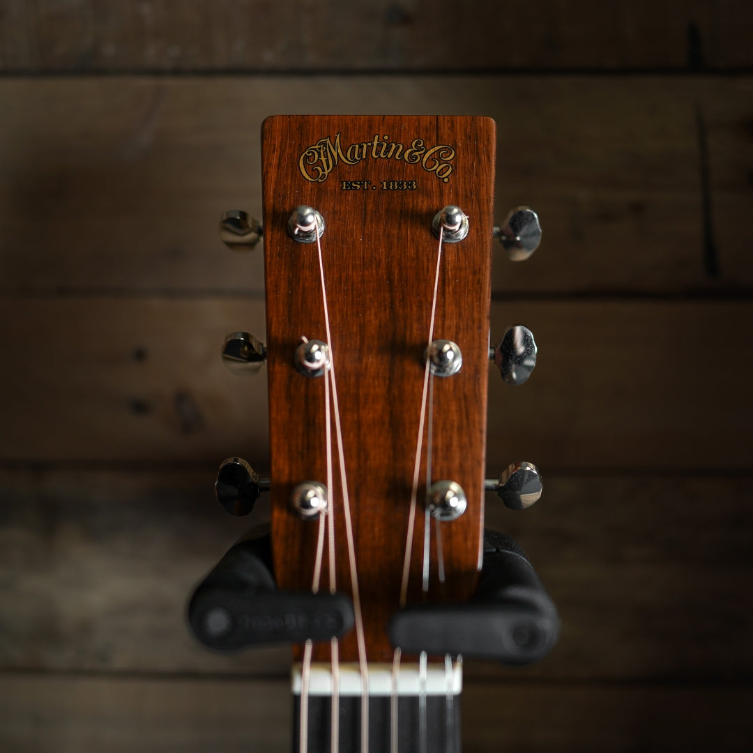 Martin Custom Shop 00-12 Venetian Cutaway Natural