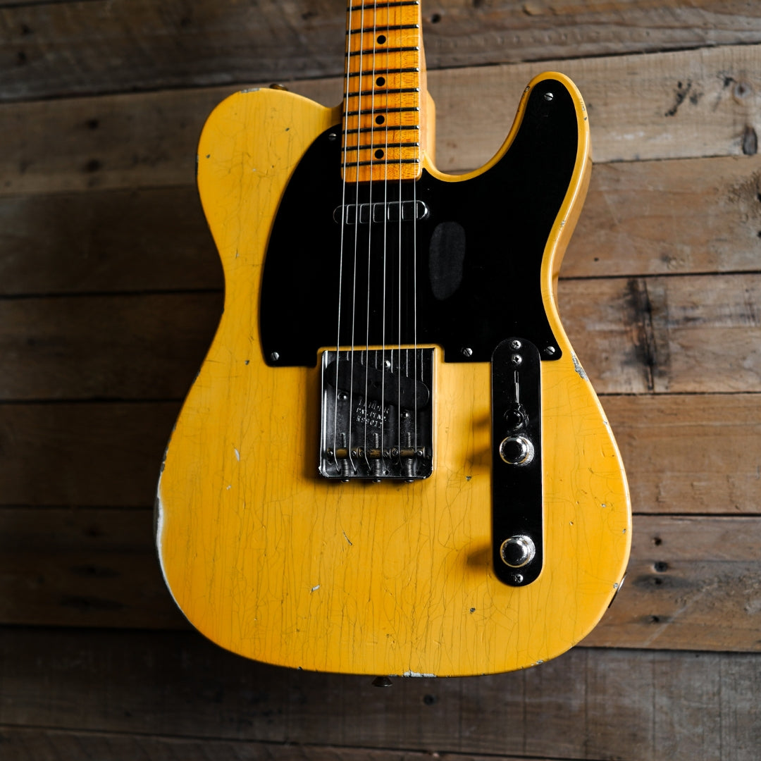 Fender Custom Shop '52 Telecaster Relic Nocaster in Blonde