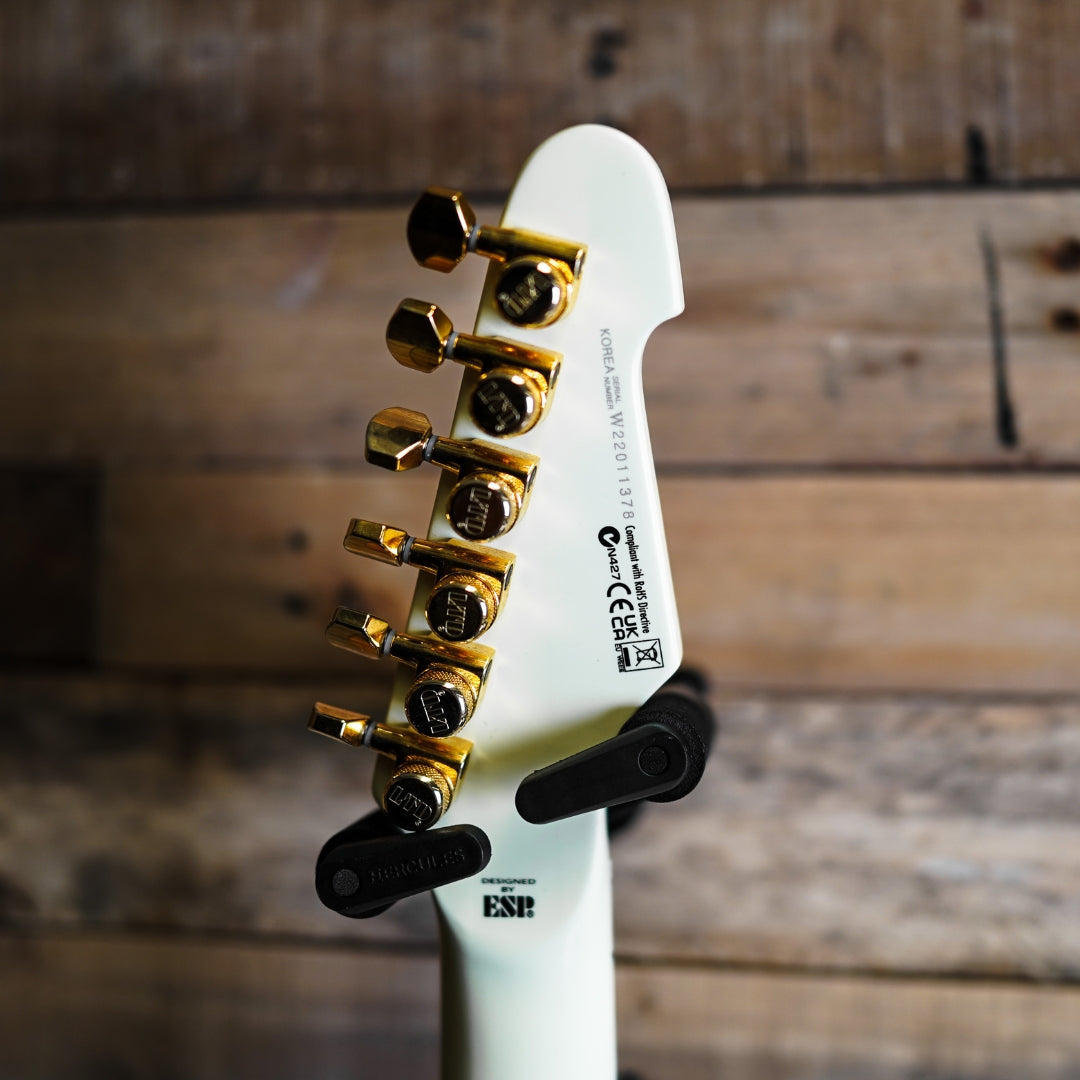 ESP LTD デラックス Phoenix-1000 ヴィンテージホワイト – Fat Bottom