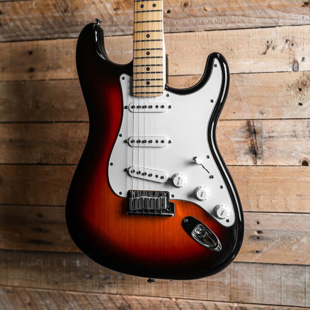 2006 Fender American Series Stratocaster In 3 Tone Sunburst