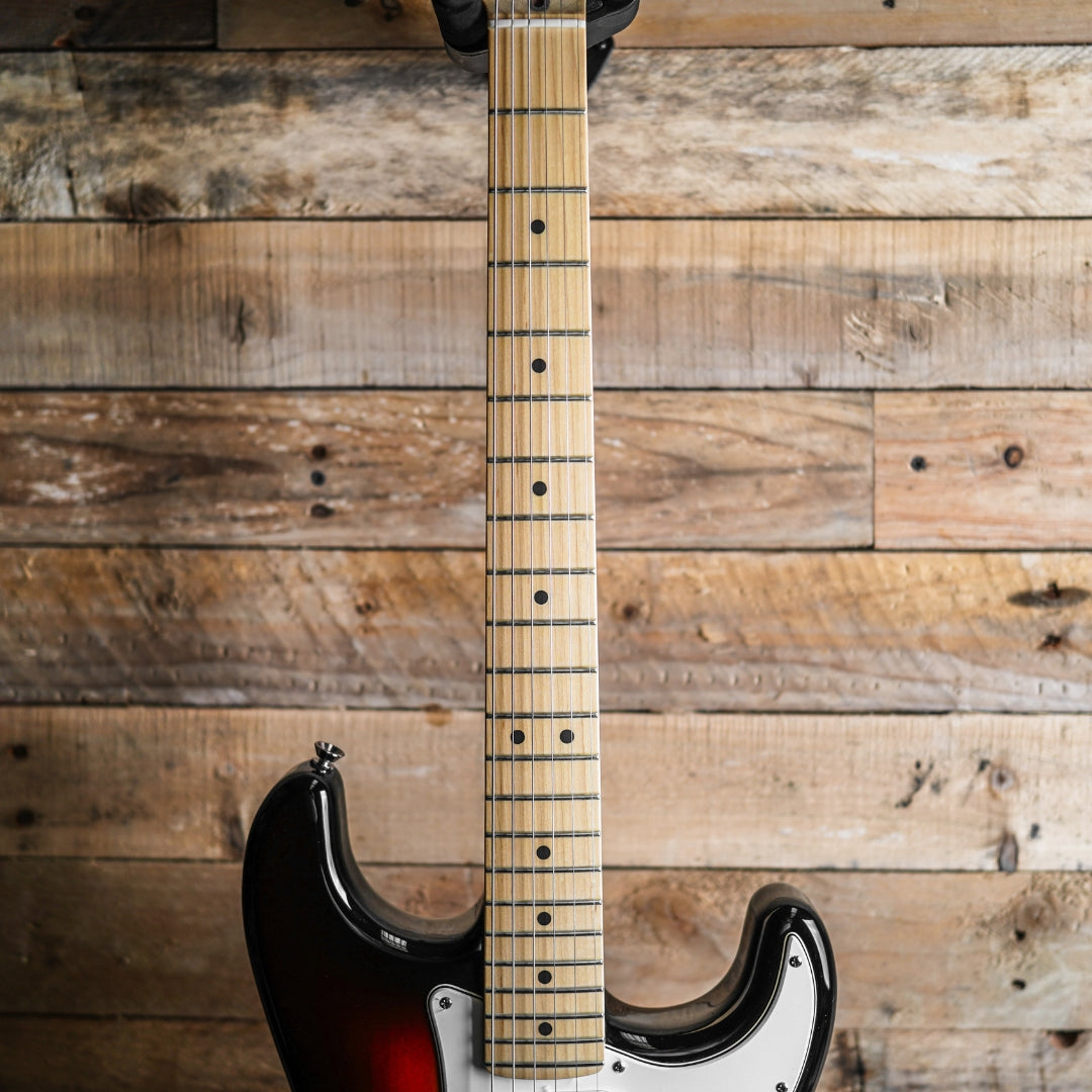 2006 Fender American Series Stratocaster In 3 Tone Sunburst