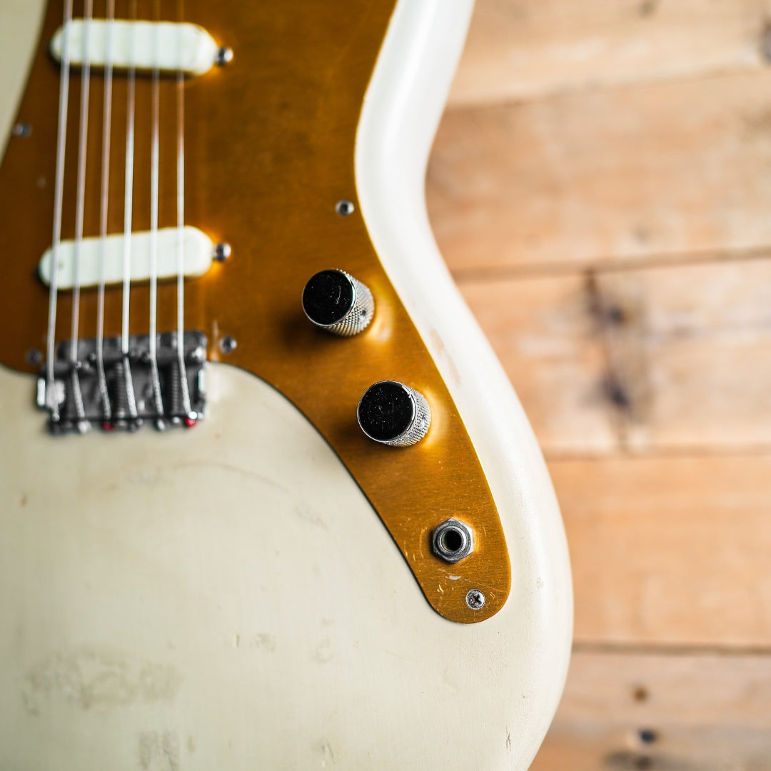 1959 Fender Duo Sonic In Desert Sand