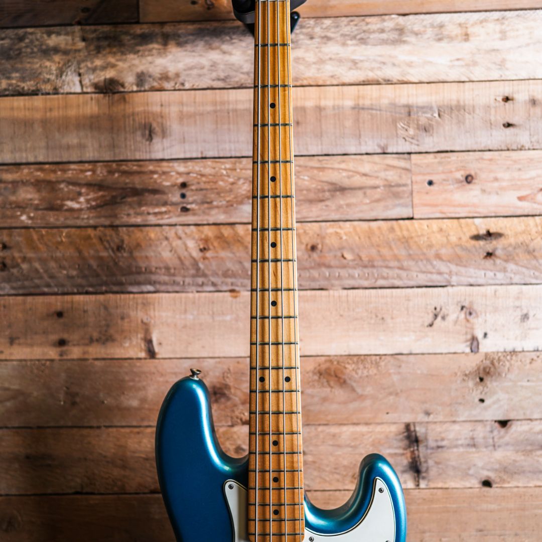 2019 Fender Player Jazz Bass Tidepool Blue