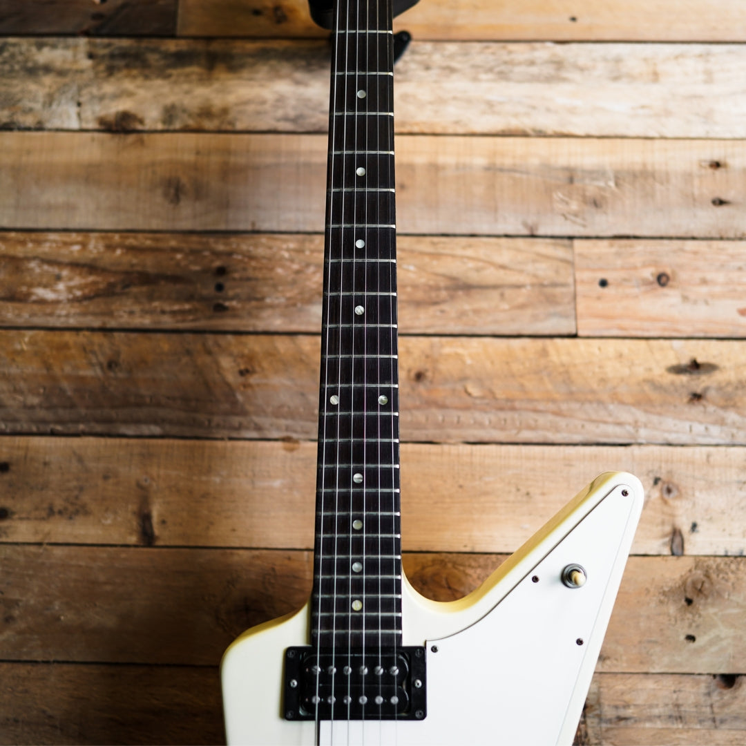2005 Gibson Explorer '76 Reissue In Classic White – Fat Bottom Guitars