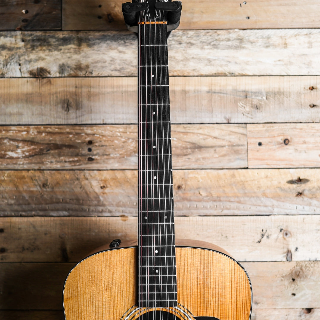 Taylor 150e 12-String In Natural