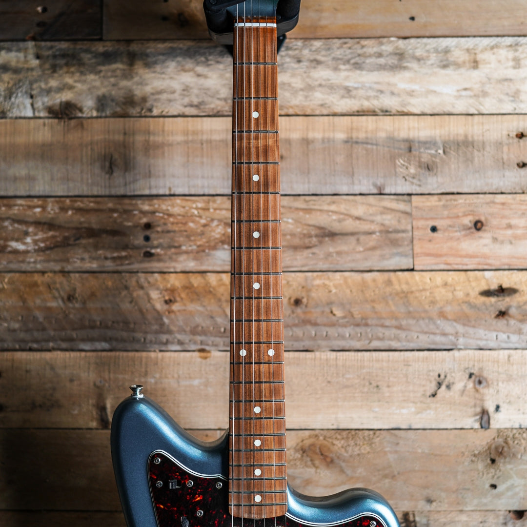 2019 Fender Vintera 60s Jazzmaster In Ice Blue Metallic