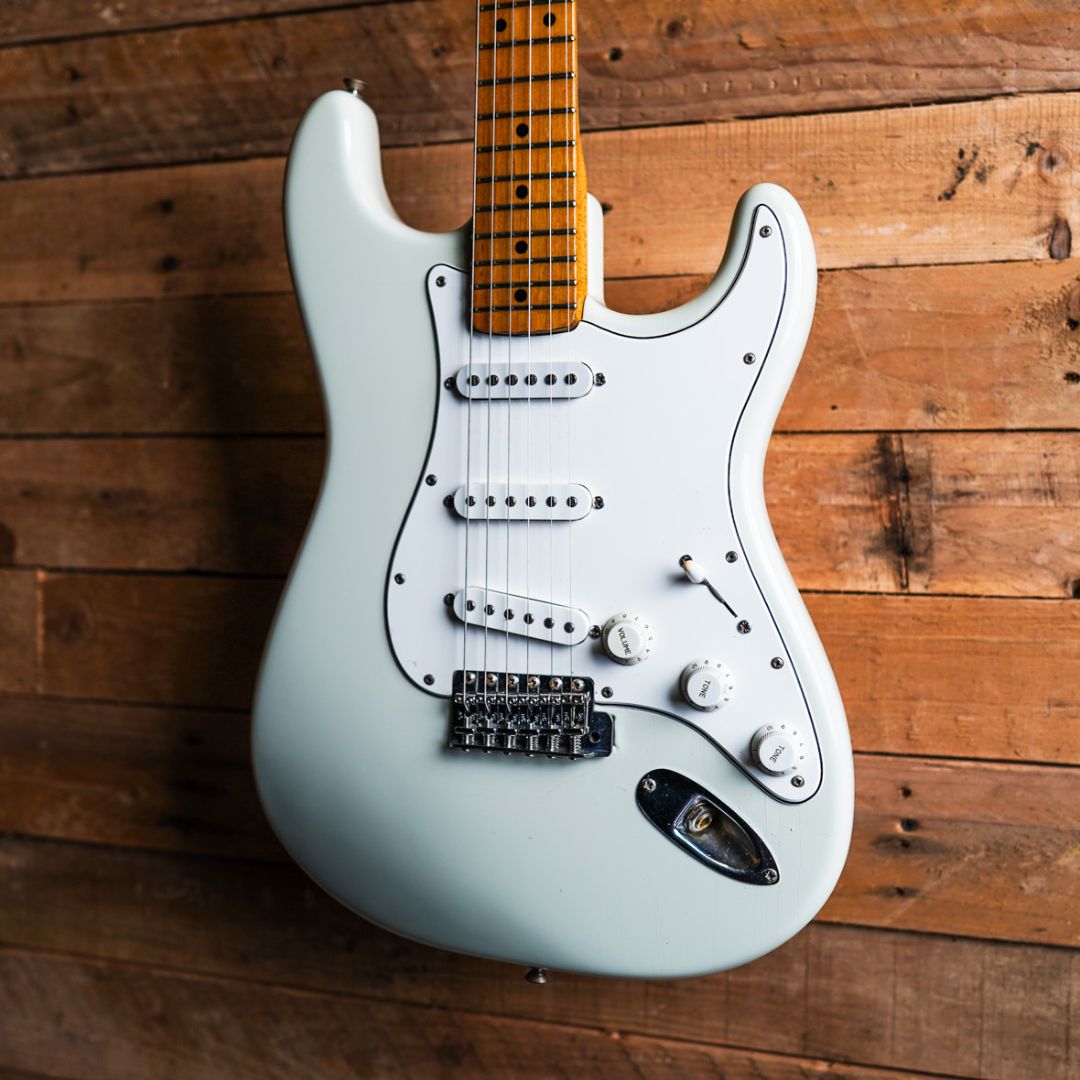 1963 Fender Stratocaster - Olympic White