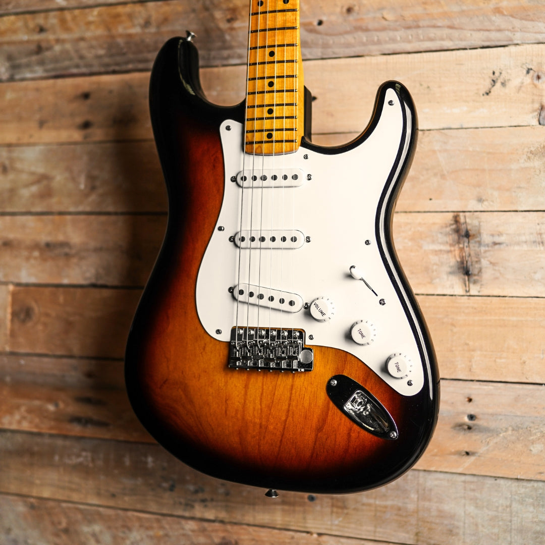 2024 Fender 70th Anniversary American Vintage II 1954 Stratocaster in 2-Tone Sunburst