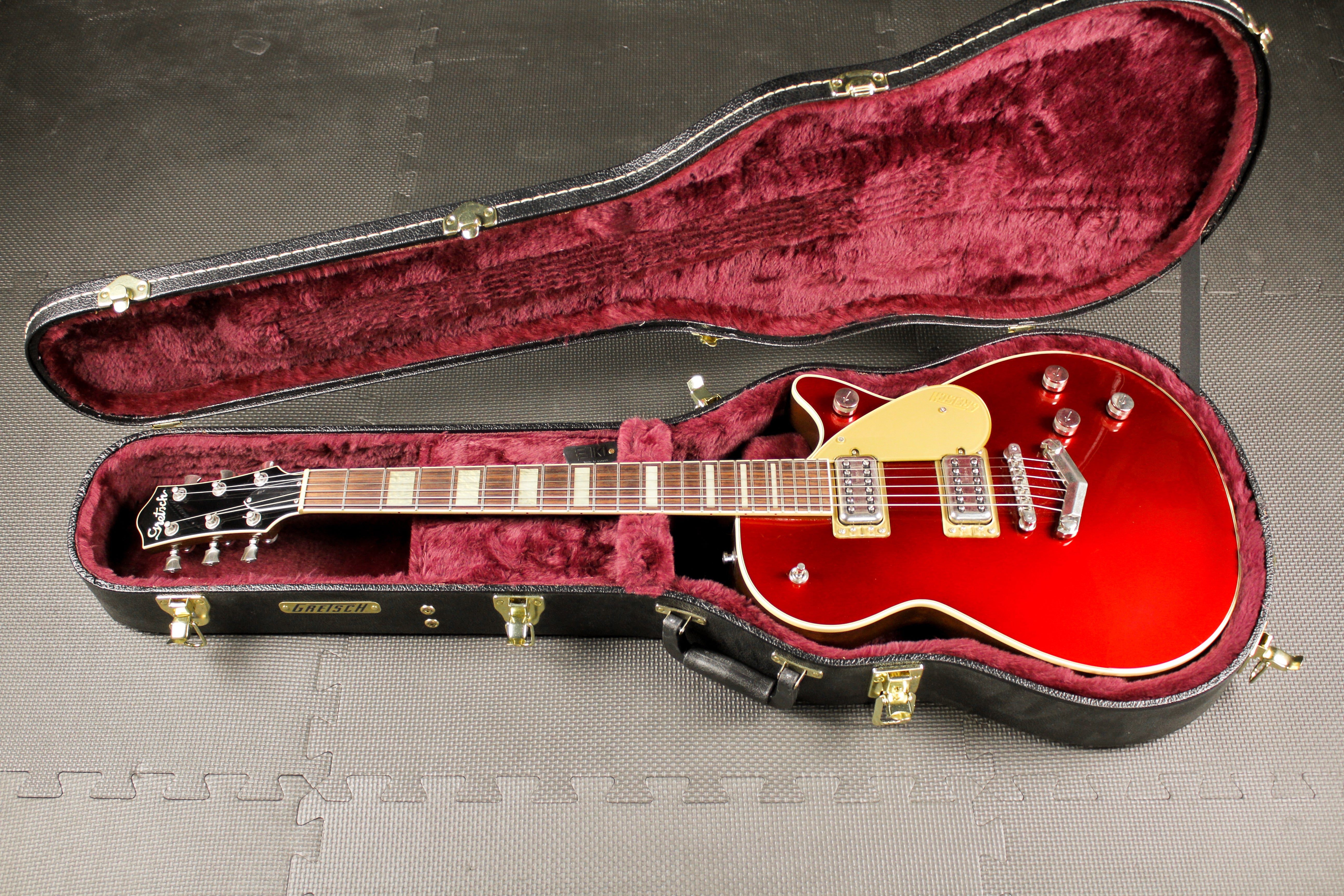 Gretsch G6228 Players Edition Jet BT in Candy Apple Red