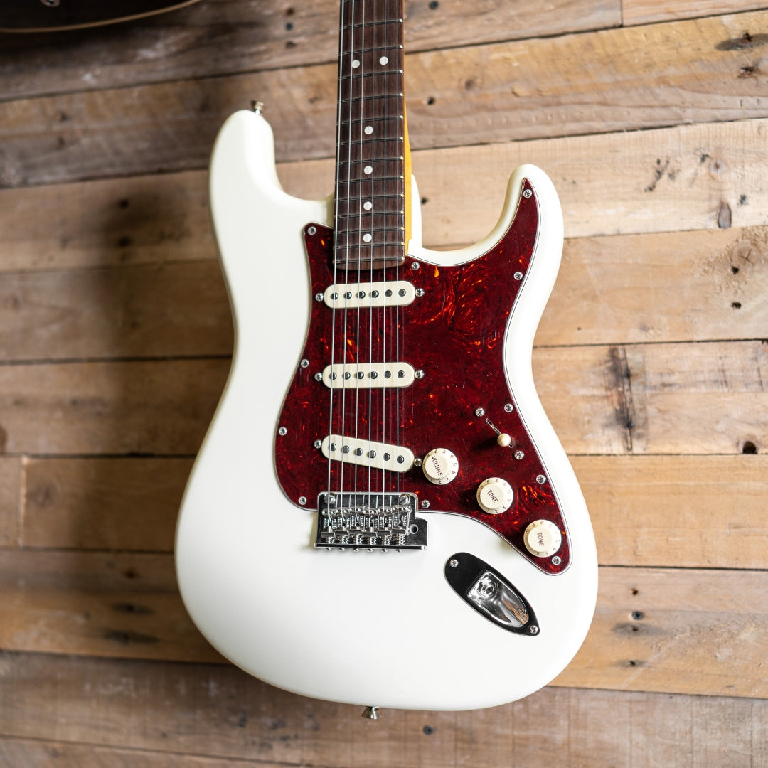 Fender American Professional II Stratocaster in Olympic White