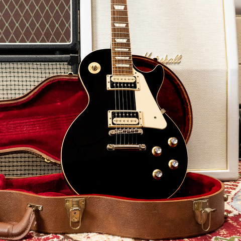 Gibson Les Paul Classic in Ebony