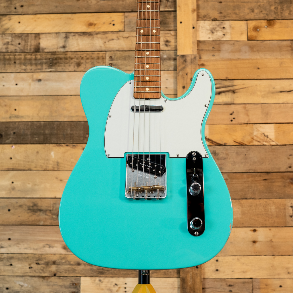 Fender Vintera 60s Telecaster Modified in Sea Foam Green Fat