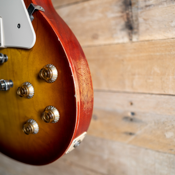Gibson Les Paul Tribute in Satin Iced Tea
