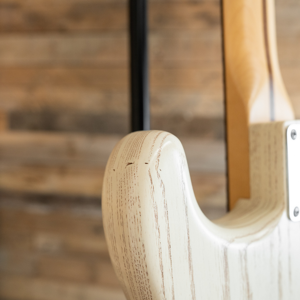 Fender FSR American Standard Rustic Ash Stratocaster in Olympic White ...